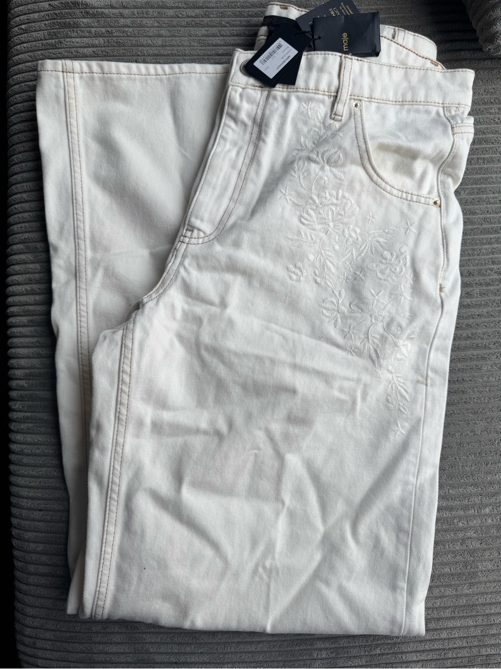 NWT Maje size 42  Cream Wide-Leg Jeans with Subtle Floral Embroidery $325